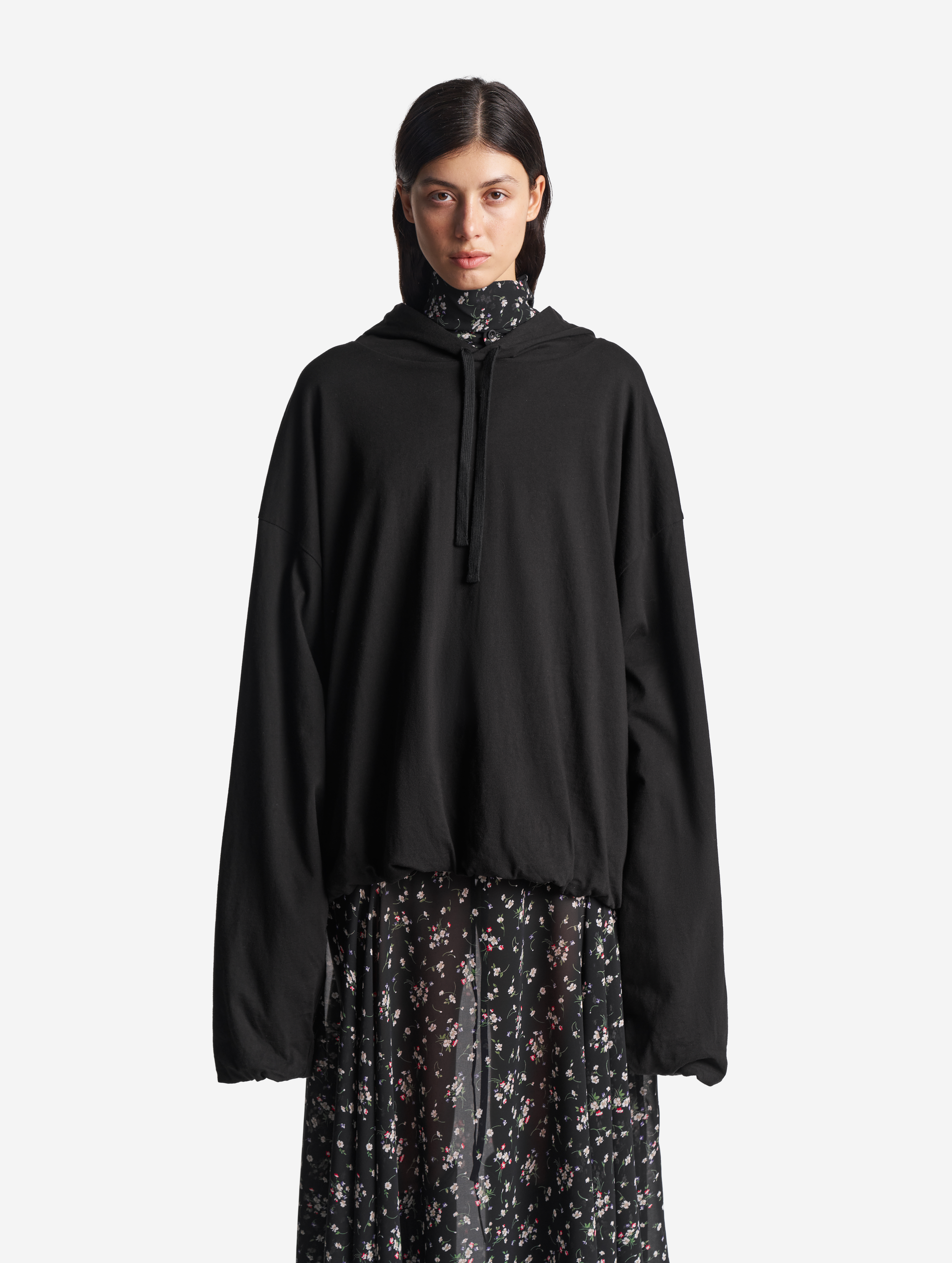 Трикотажное худи 16900₽