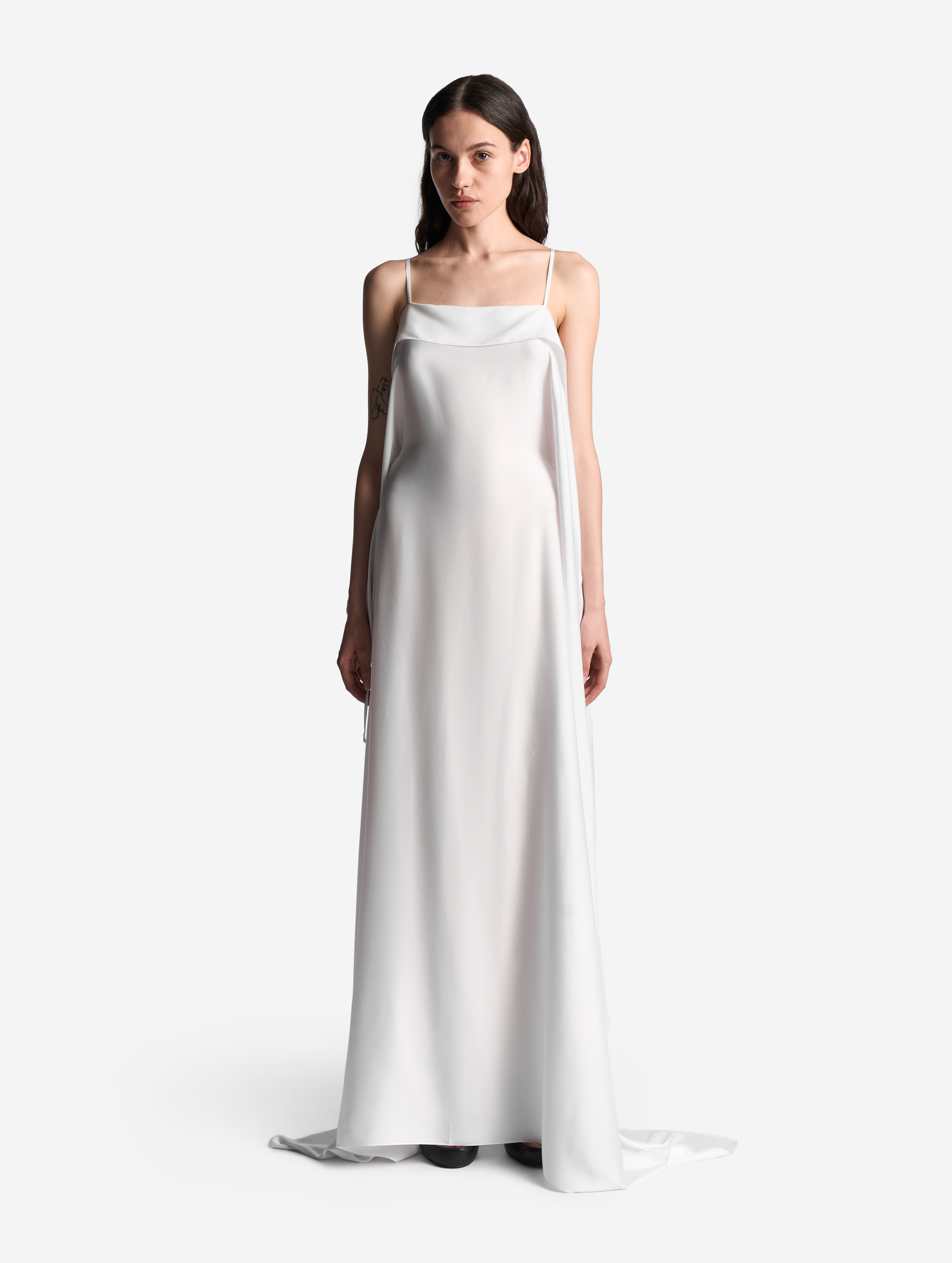 Платье-полотно 39900₽