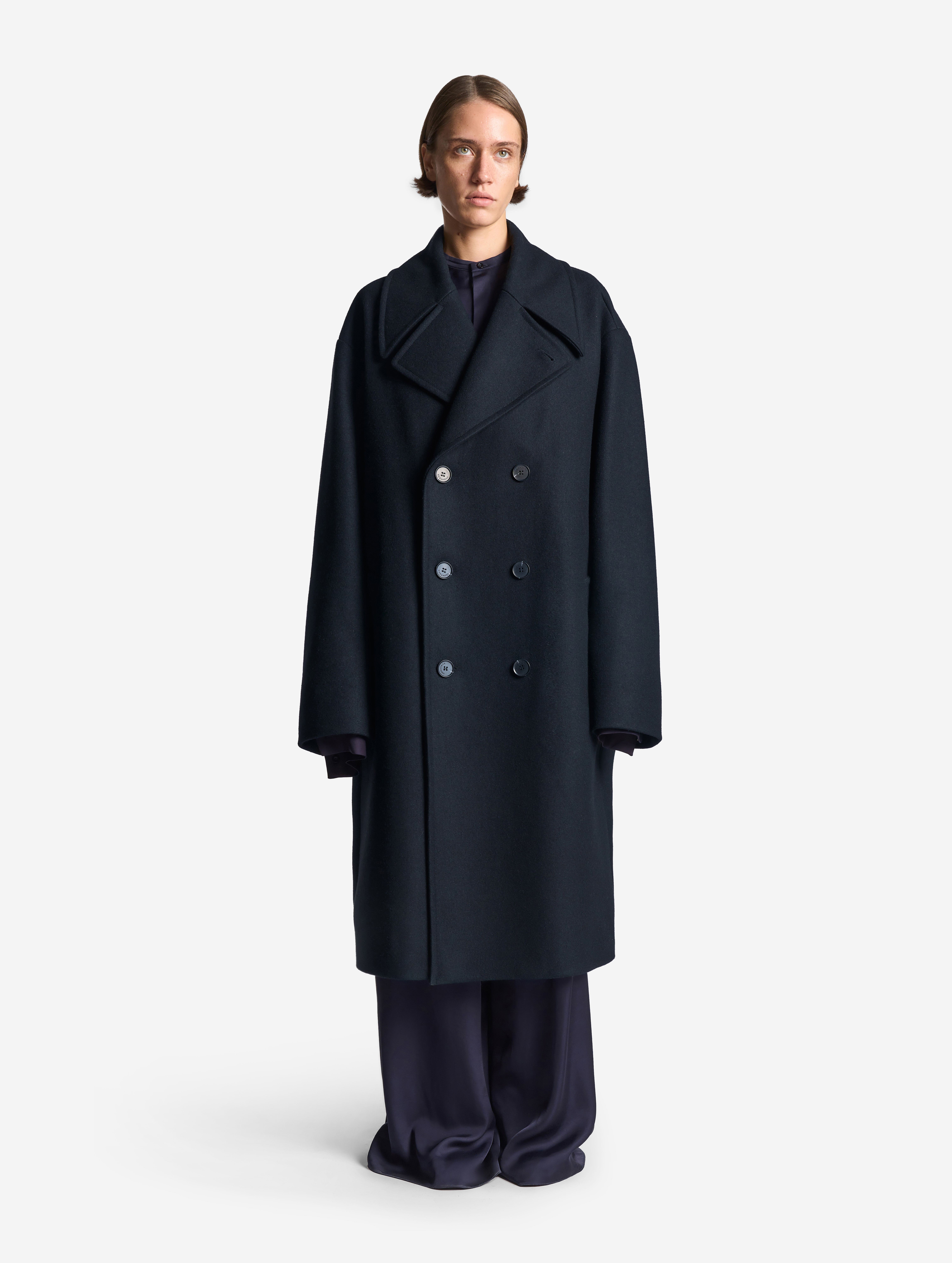 Пальто макси с широкими лацканами 31740₽