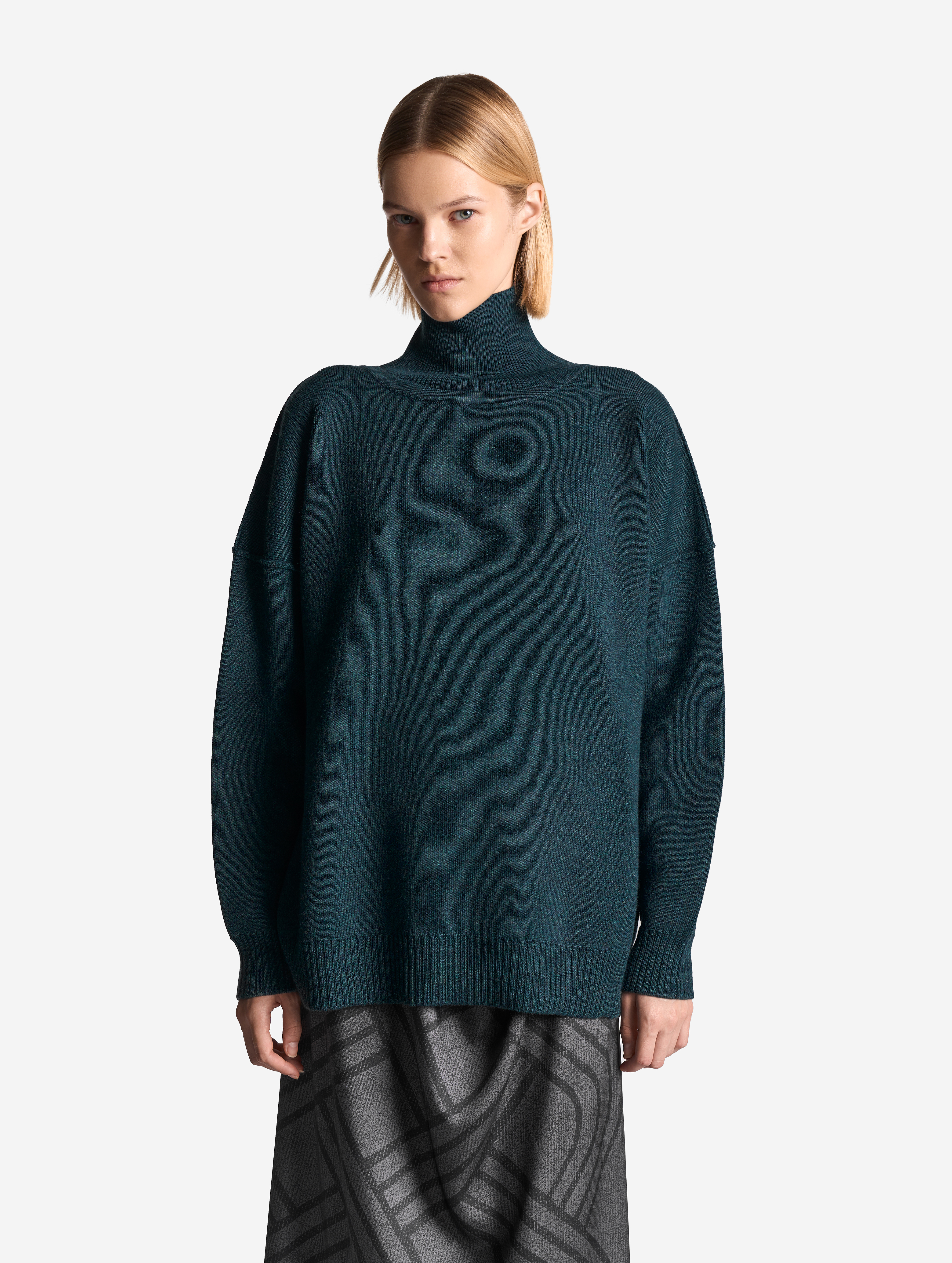 Свитер идеальный 13200₽