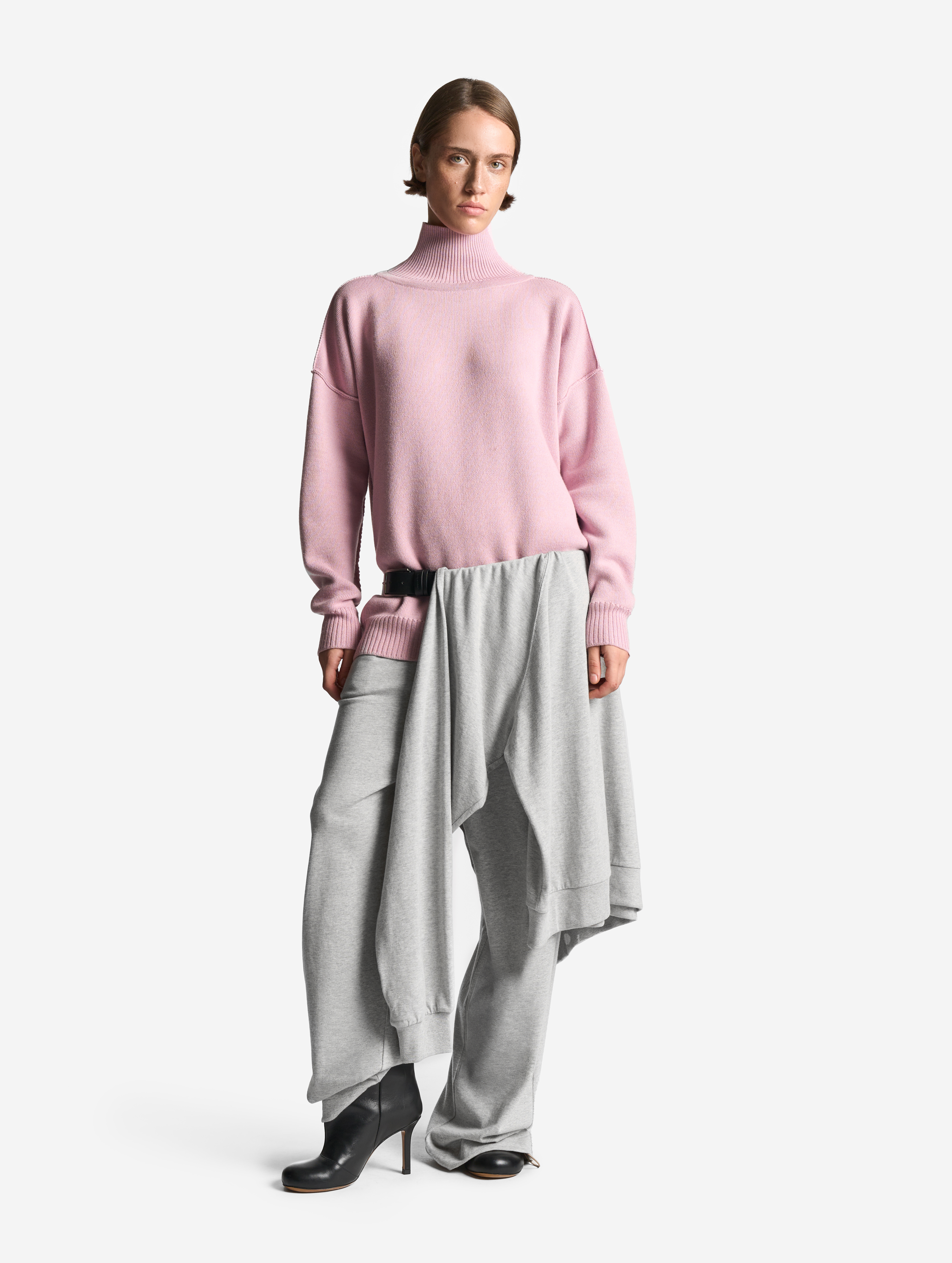 Свитер идеальный 19900₽