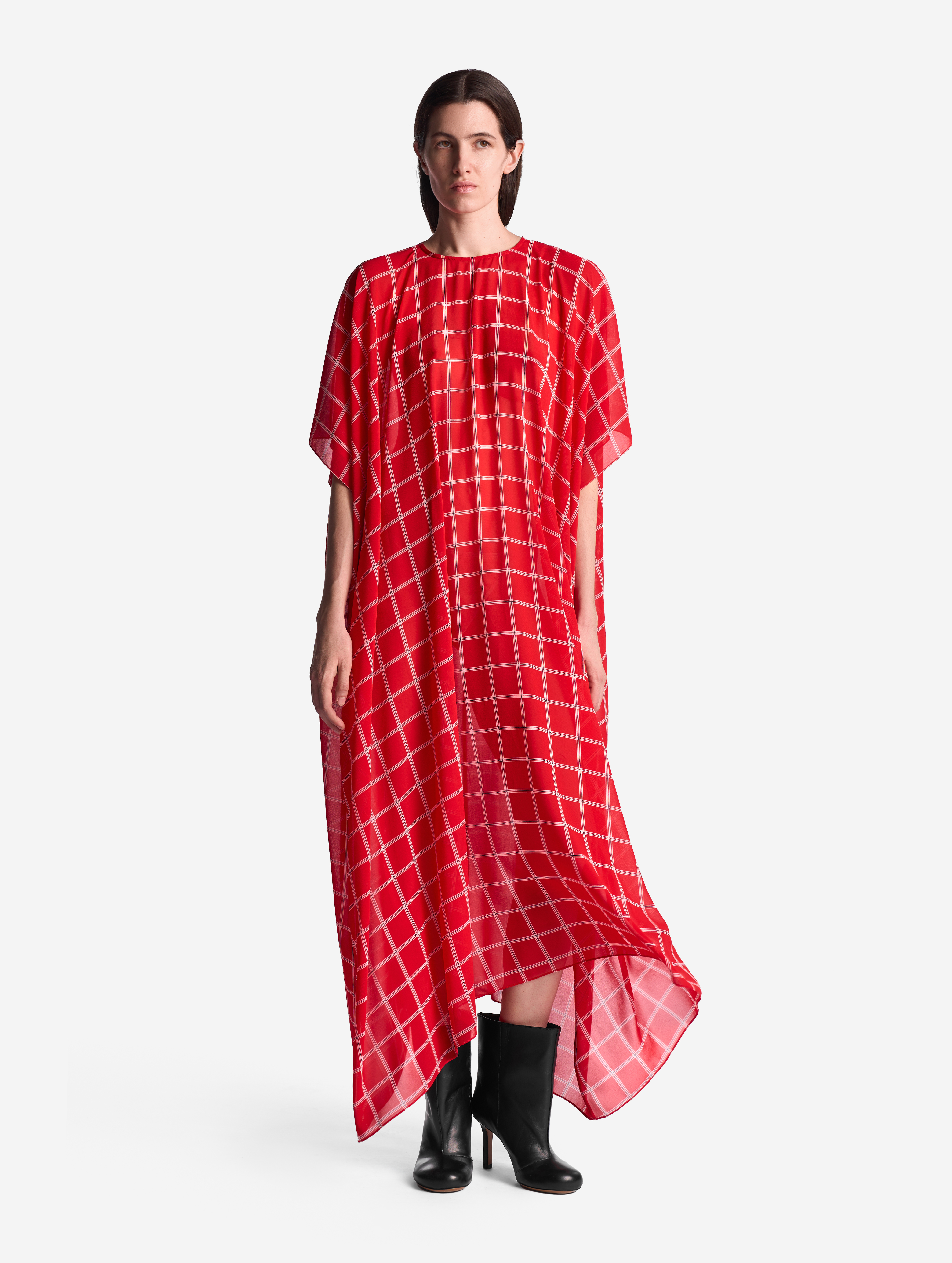 Грузинское платье с крыльями 29900₽