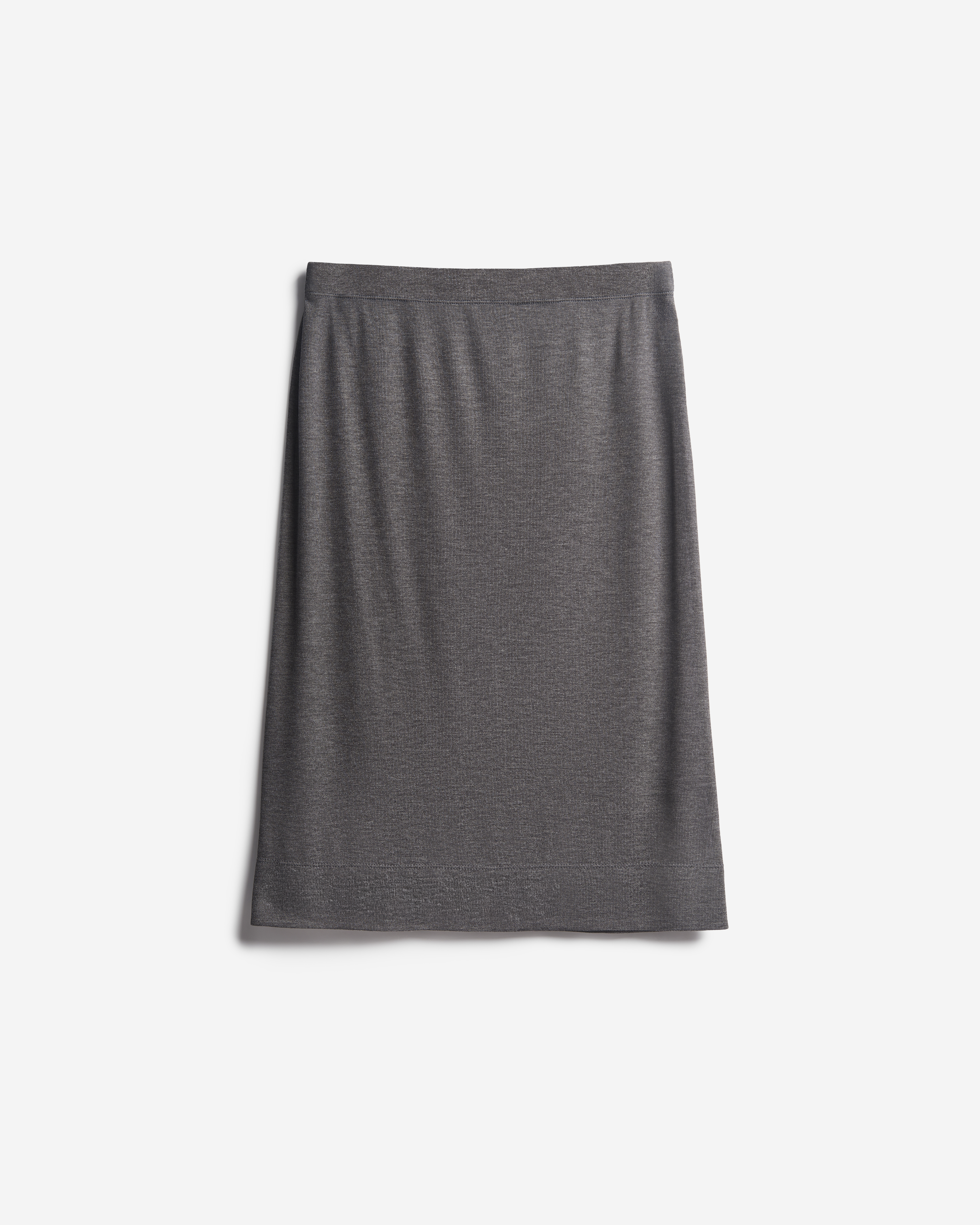 Тонкая трикотажная юбка-карандаш 9100₽